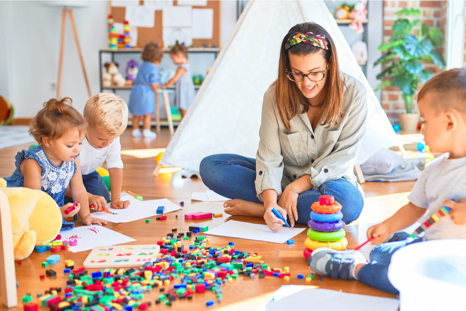 difference-between-montessori-and-kindergarten-style-of-learning