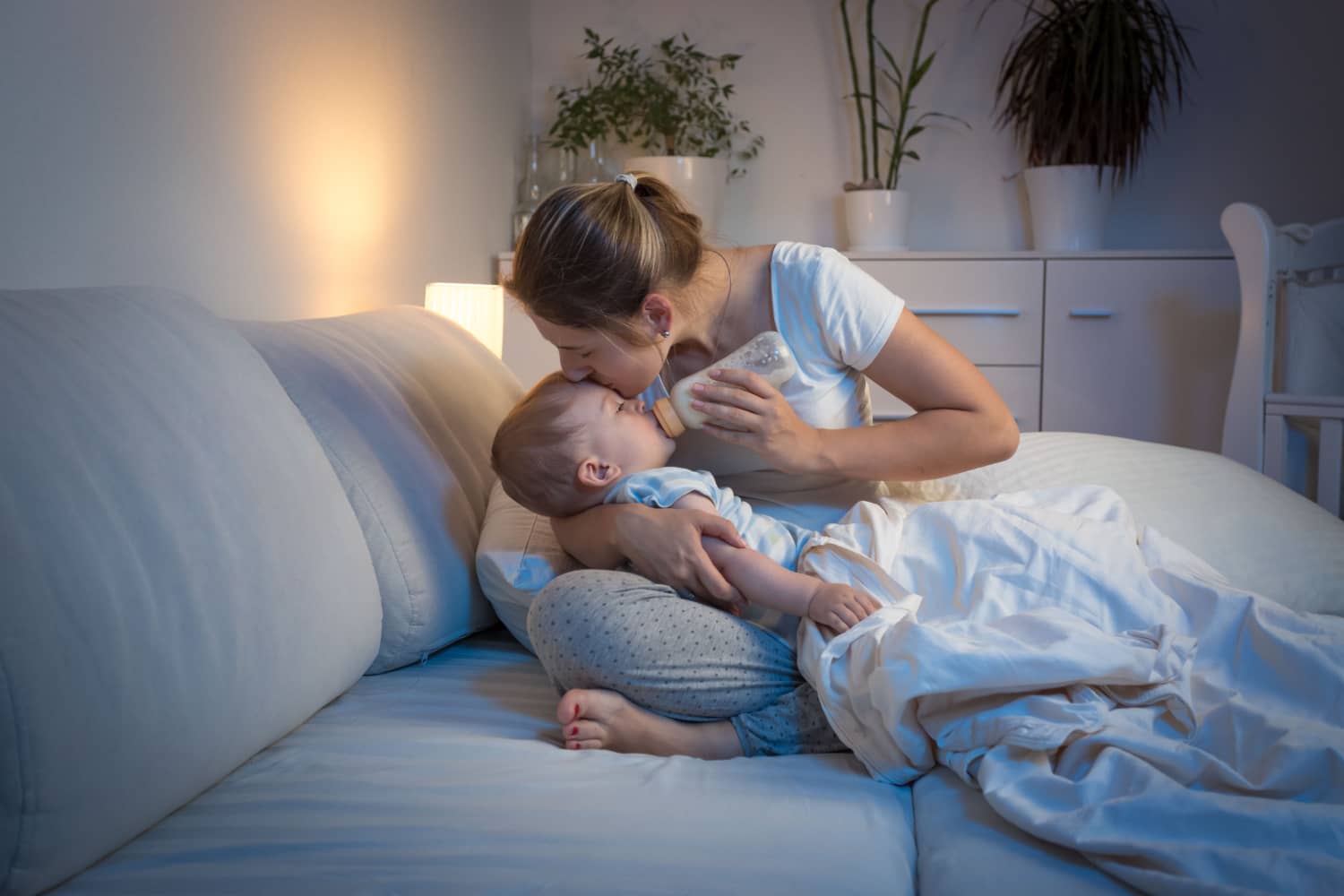 When Do Babies Sleep Through The Night Without Feeding? Being The Parent